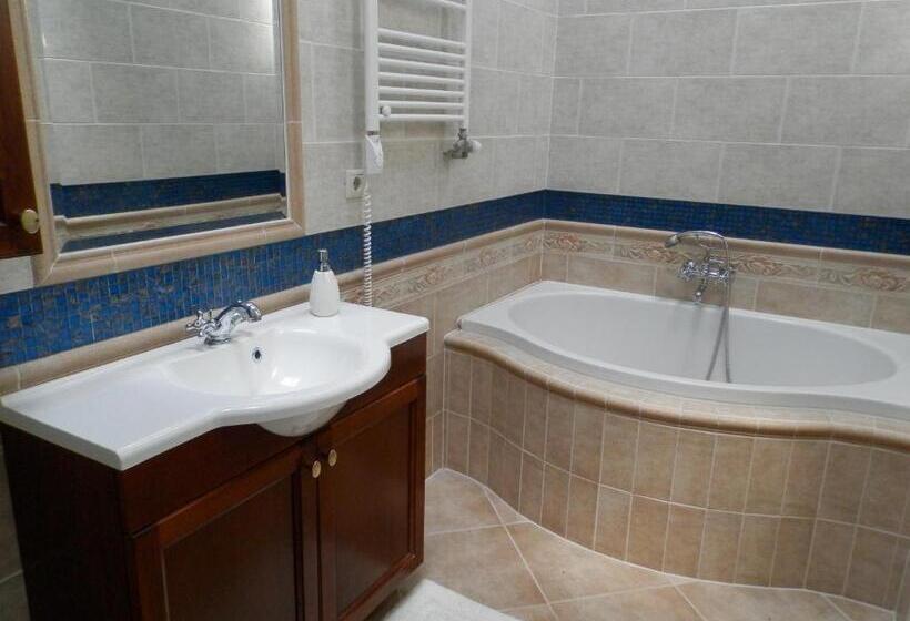 اتاق استاندارد, Nagyrét Panzió Eger