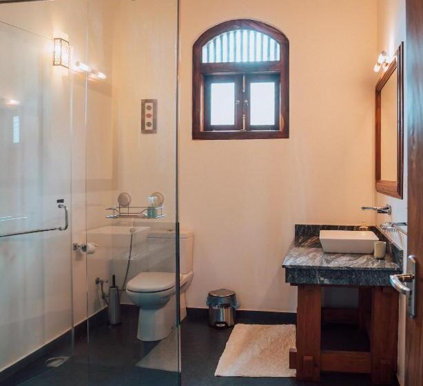 جناح مطلّ علي الحديقة, Amara Villa