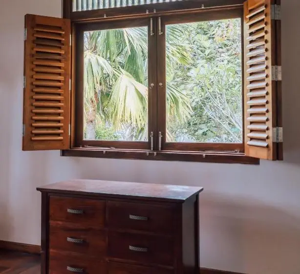 ガーデンビュースイート, Amara Villa