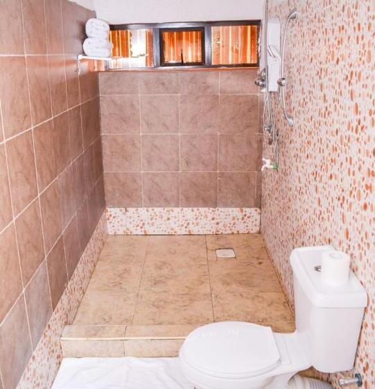 اتاق استاندارد, Galaxy Resort Kitengela