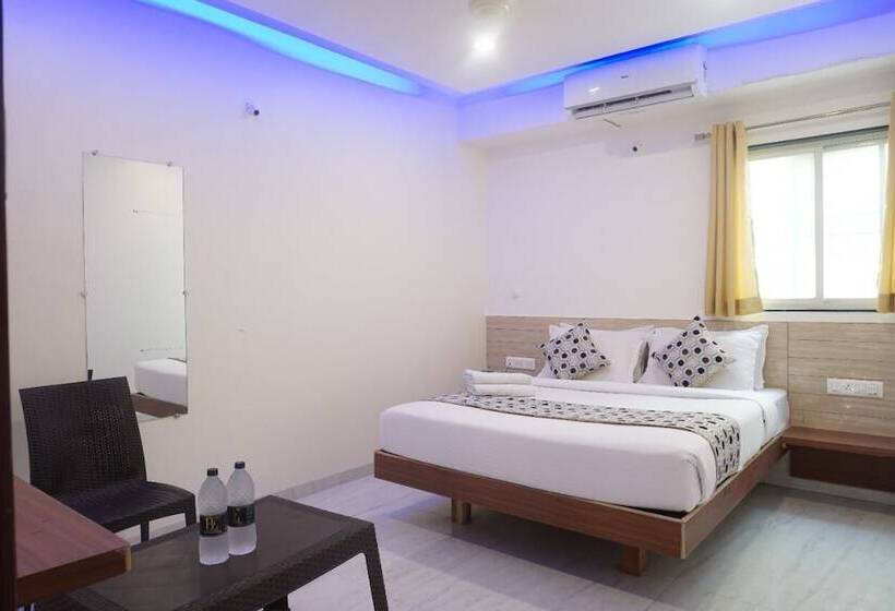 חדר דלוקס, Satkar Inn