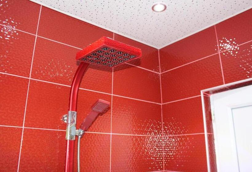 اتاق استاندارد سه نفره, Guest House Anano