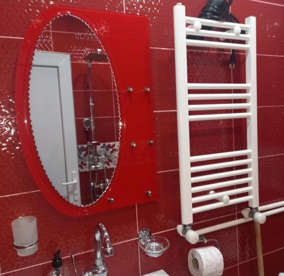 اتاق استاندارد سه نفره, Guest House Anano