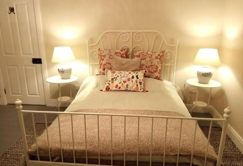 חדר דחוקס עם מיטת קינג, Heather House On The Wild Atlantic Way