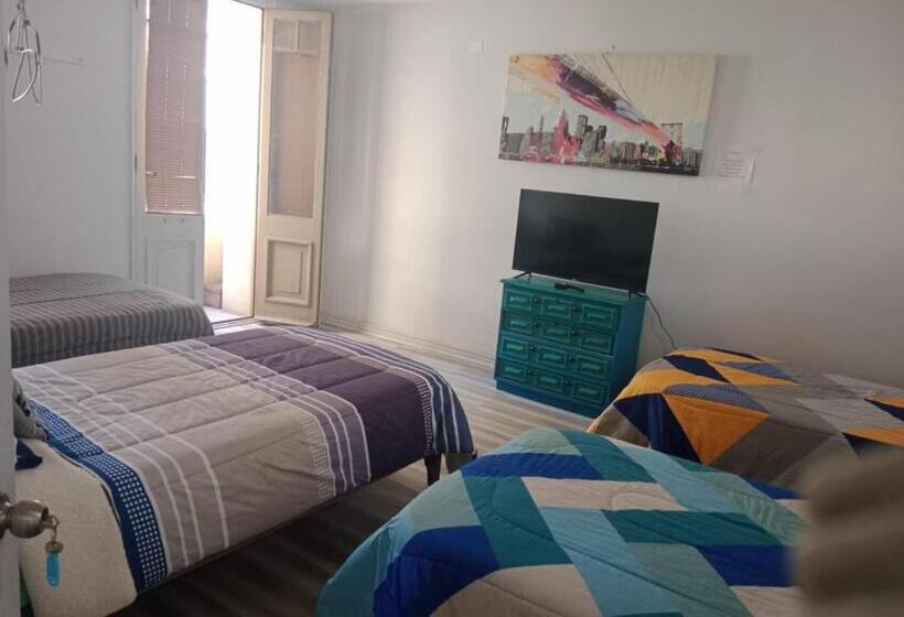 חדר סטנדרט לארבעה, Hostal Mancora