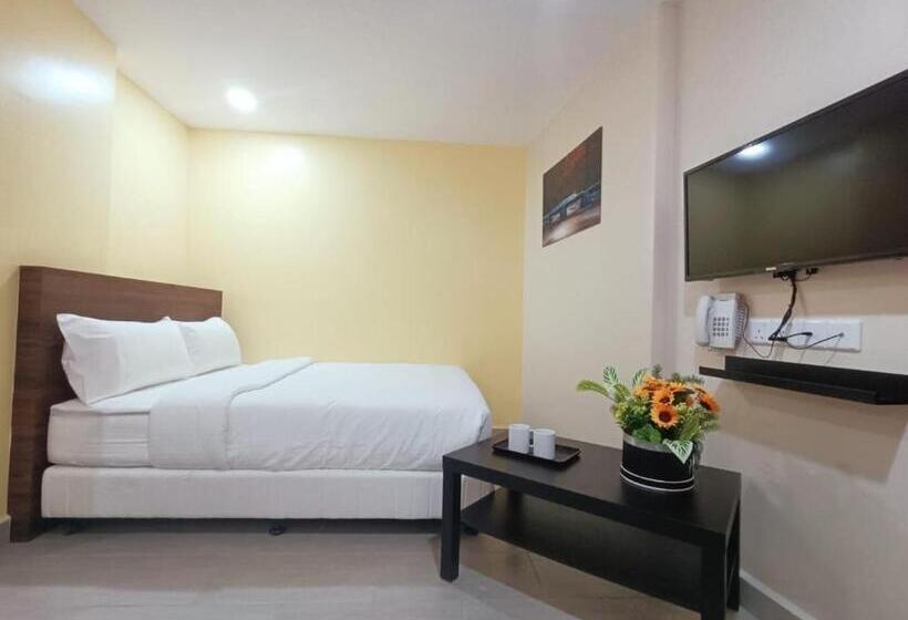 جناح عائلي, Capital O 90897 Island City