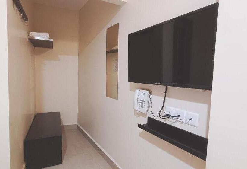 غرفة ديلوكس, Capital O 90897 Island City