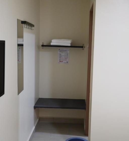 غرفة ديلوكس, Capital O 90897 Island City