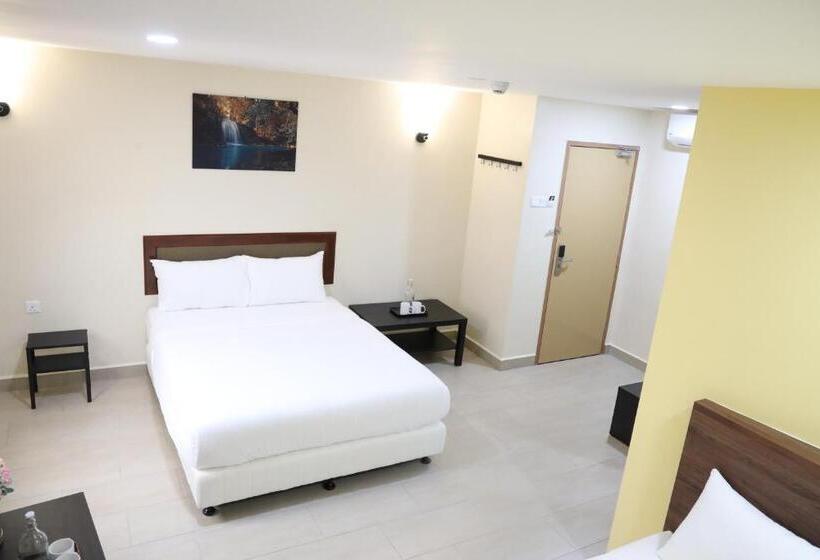 家庭套房, Capital O 90897 Island City