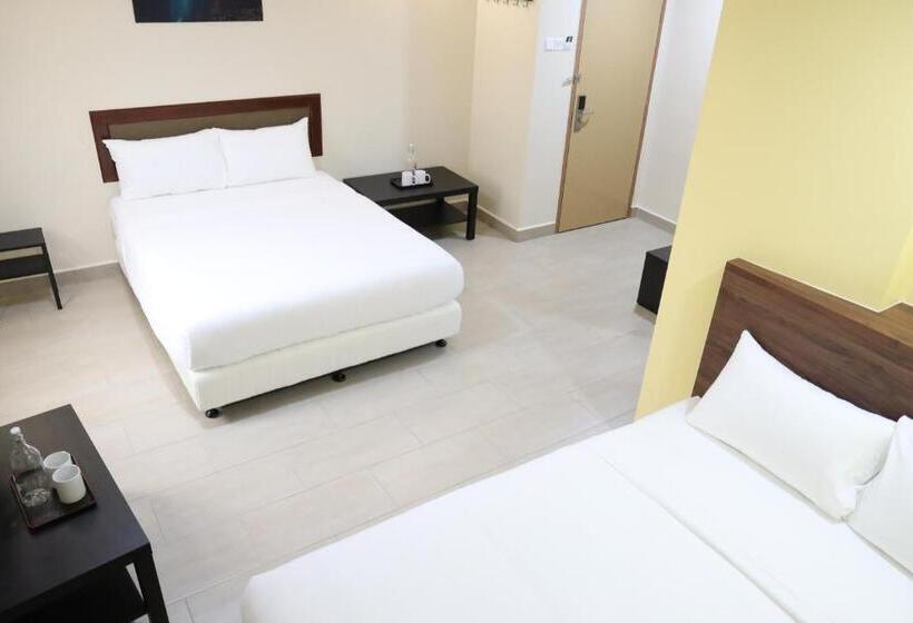 جناح عائلي, Capital O 90897 Island City