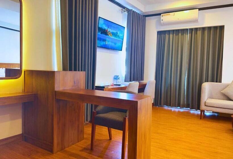 行政套房, Oudomsin Vangvieng