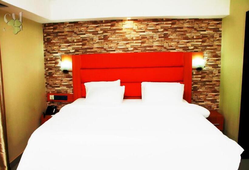 اتاق لوکس, Shamrockmanor