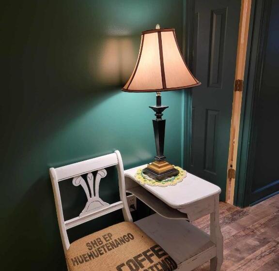 스탠다드 룸, Moonlight Manor Bed And Breakfast