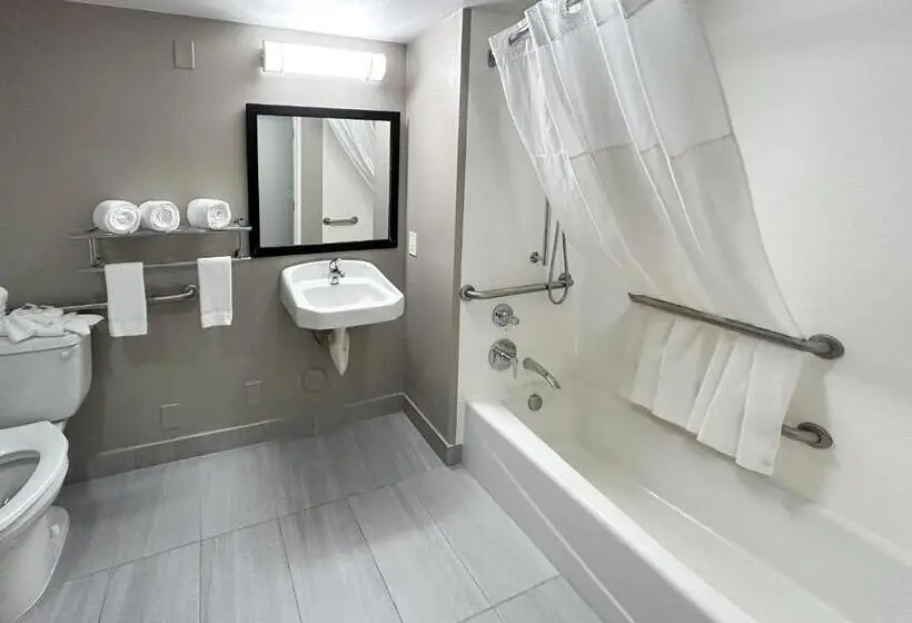 Standard-invahuone, Studio 6 Suites Carson, Ca