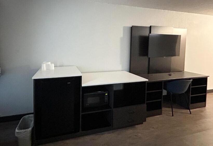 غرفة قياسية لذوى الاحتياجات الخاصة, Studio 6 Suites Carson, Ca