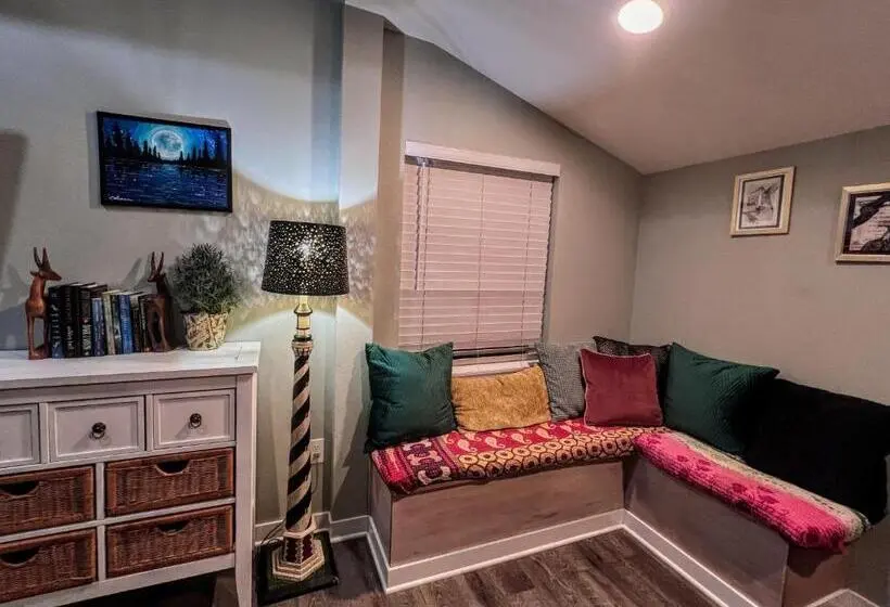 Deluxe-studio, Sea Glass Inn