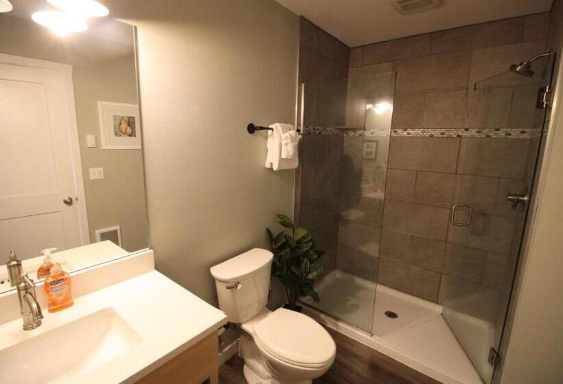 Студия Deluxe, Sea Glass Inn