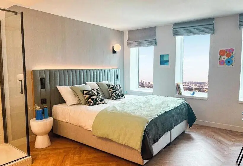 Superior-huone Kaupunkinäkymä, H4 Hotel Wyndham Paris Pleyel Resort