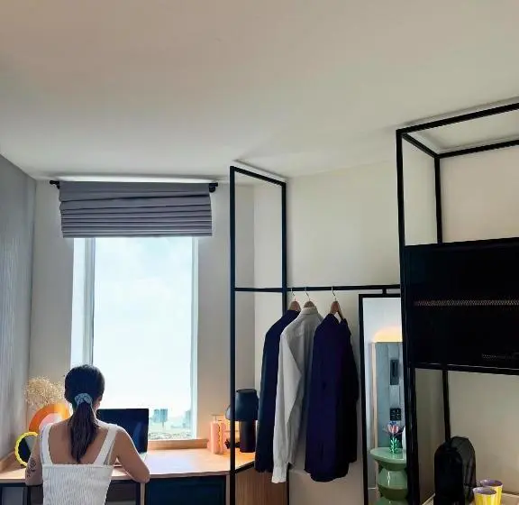 Deluxe-huone Kaupunkinäkymä, H4 Hotel Wyndham Paris Pleyel Resort