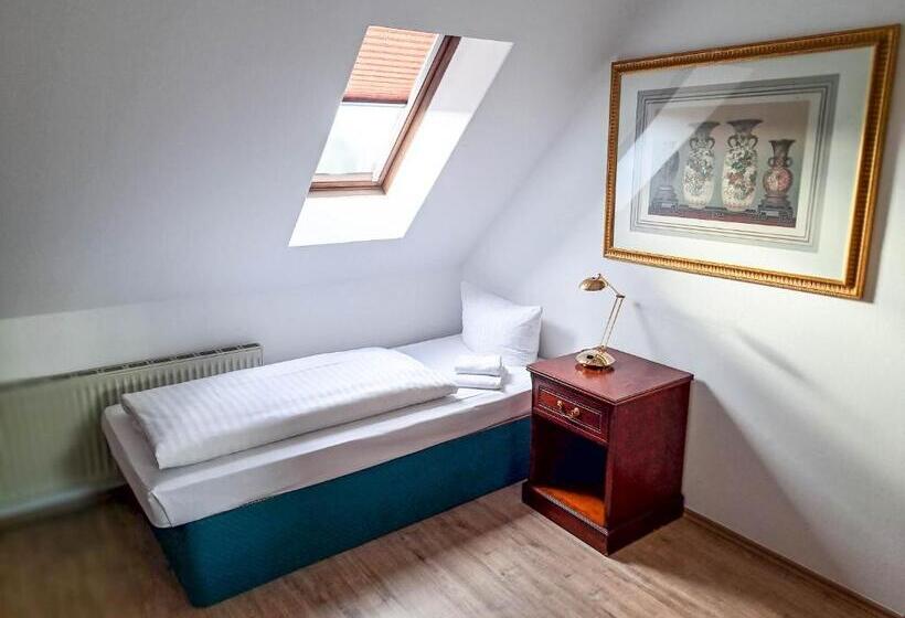 חדר סטנדרט יחיד, Vienenburg