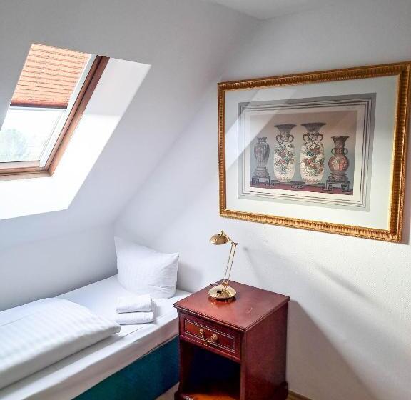 חדר סטנדרט יחיד, Vienenburg