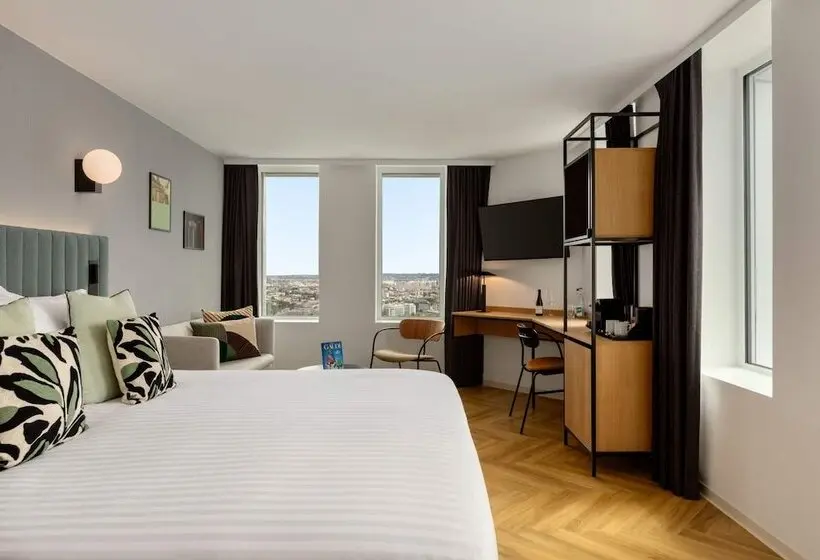 Juniorsviitti Näkymä, Wyndham Paris Pleyel