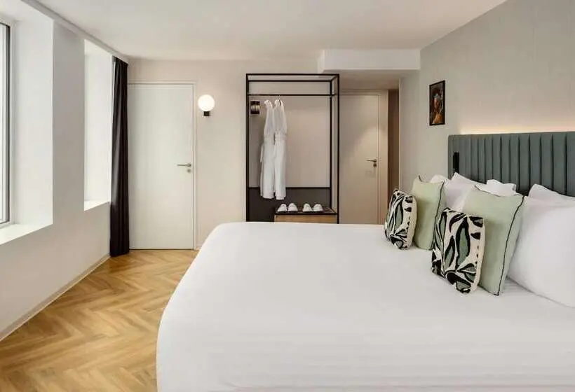 Juniorsviitti Näkymä, Wyndham Paris Pleyel