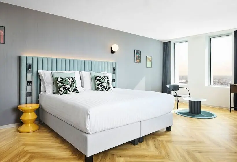 Juniorsviitti Näkymä, Wyndham Paris Pleyel