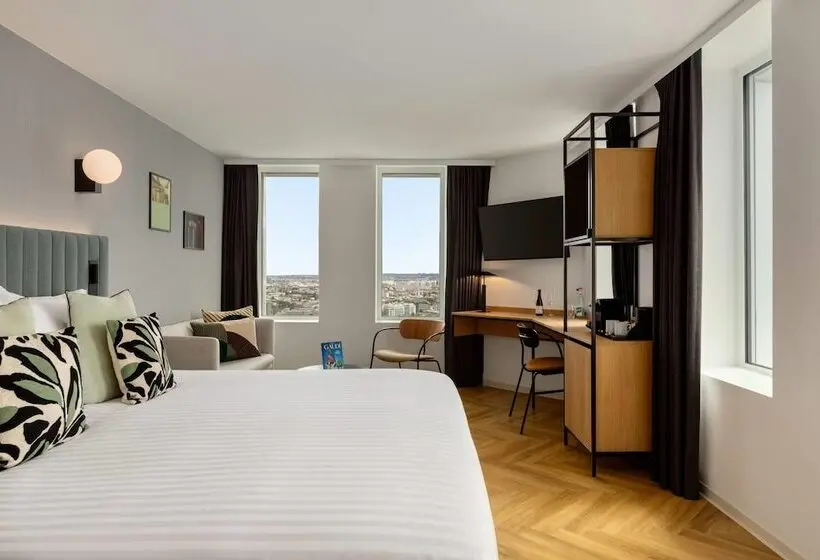 Juniorsviitti Näkymä, Wyndham Paris Pleyel