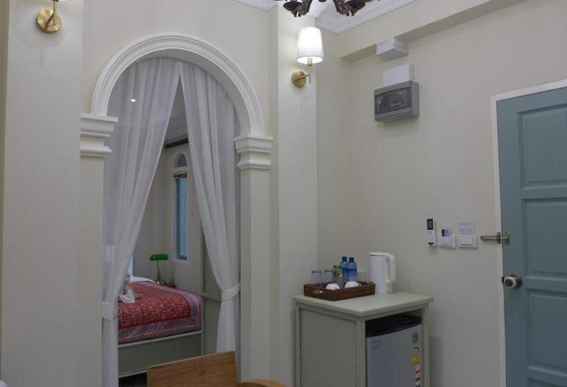 豪华工作室, Pran@kumuang Boutique House