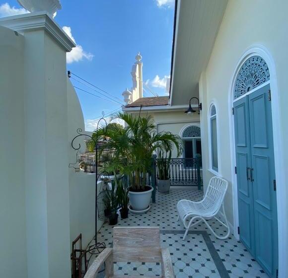 标准工作室带阳台, Pran@kumuang Boutique House