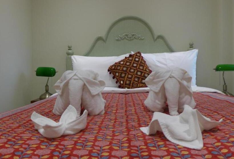 豪华工作室, Pran@kumuang Boutique House