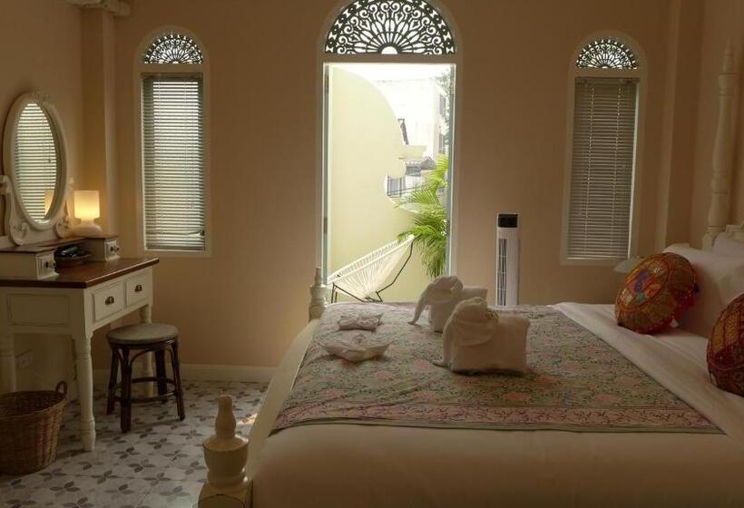 标准工作室带阳台, Pran@kumuang Boutique House