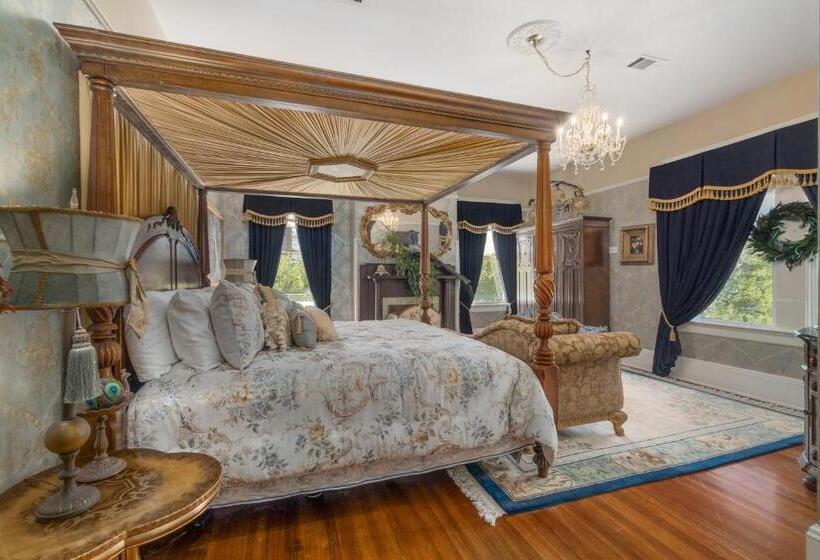 Номер Deluxe Кровать Кинг, Ross Mansion Bed & Breakfast