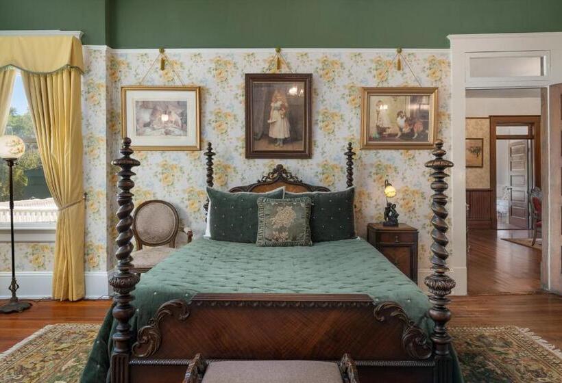 Номер Стандарт, Ross Mansion Bed & Breakfast