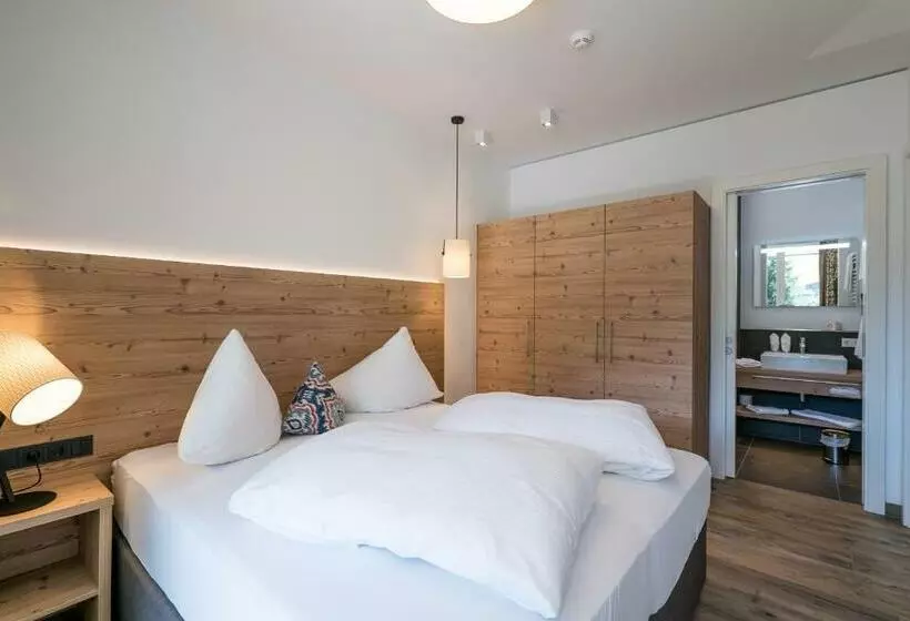 １ベッドルームのスーペリアアパートメント, Adler Resort