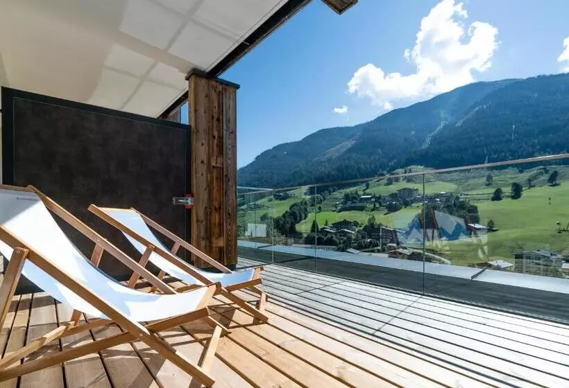 １ベッドルームのスーペリアアパートメント, Adler Resort