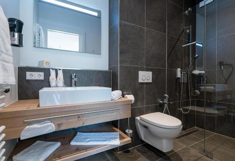 Apartamento 3 Dormitórios, Adler Resort
