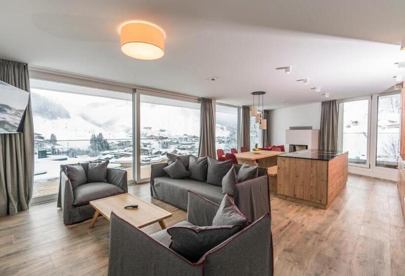 带1个卧室的顶楼公寓, Adler Resort