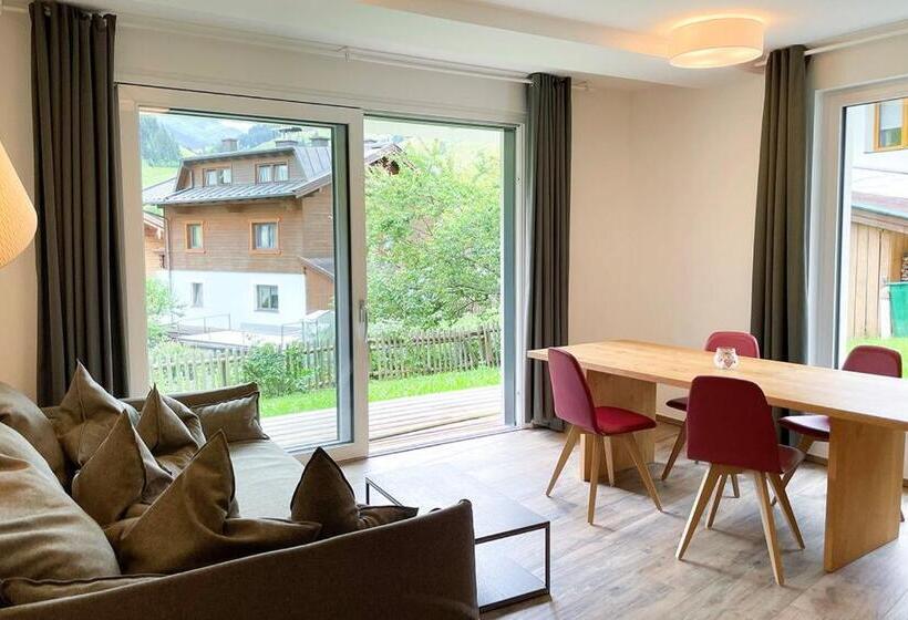 带1个卧室的带阳台的公寓, Adler Resort