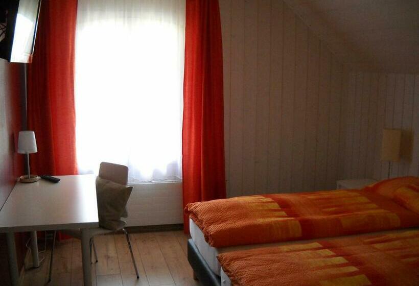 Standardzimmer Geteiltes Bad, Alpenblick Ferenberg Bern