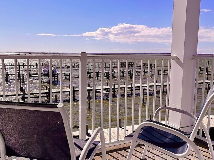 غرفه قياسيه سريرين مزدوجين, Anchor Inn