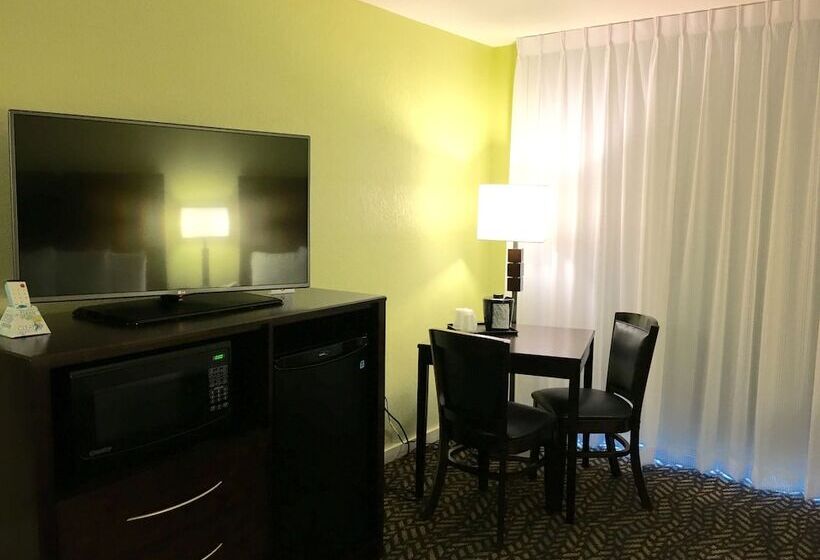 غرفه قياسيه سريرين مزدوجين, Anchor Inn