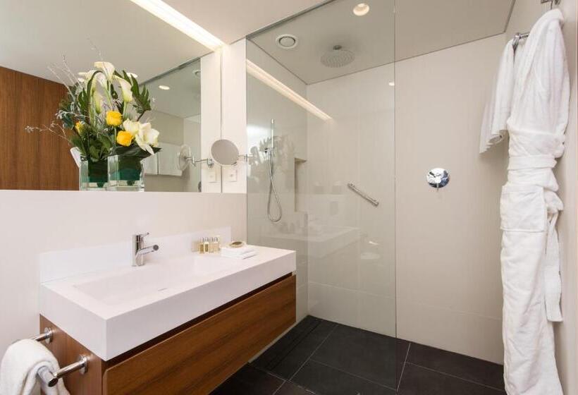 سوئیت کلاسیک, Fraser Suites Geneva Serviced Apartments