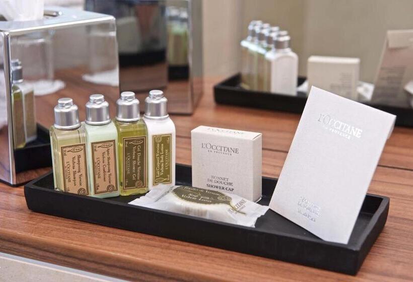 سوئیت کلاسیک, Fraser Suites Geneva Serviced Apartments