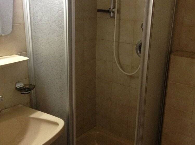 Номер Стандарт, Gasthaus Sonne