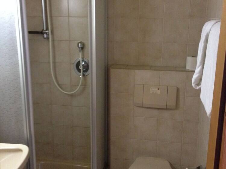 Номер Стандарт Трехместный, Gasthaus Sonne