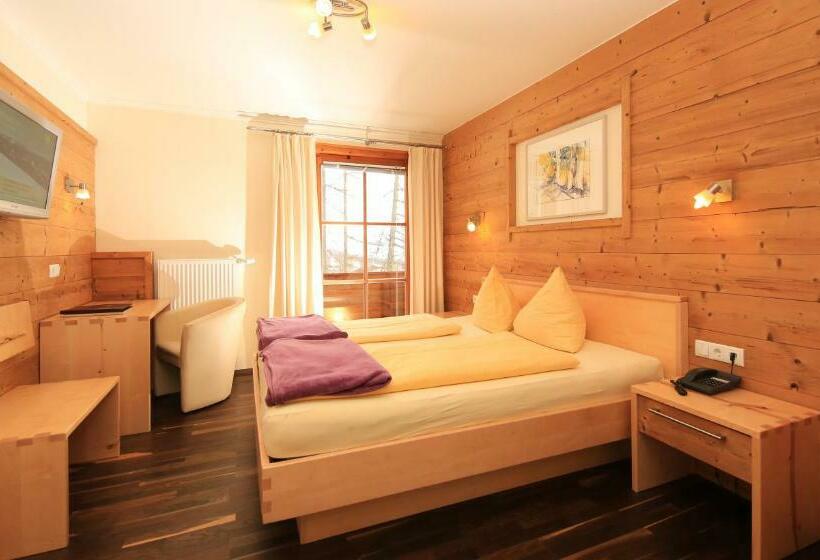 标准间, Lärchenhof