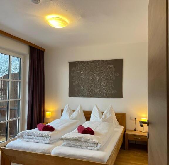 패밀리 룸, Pension 's Waldeck