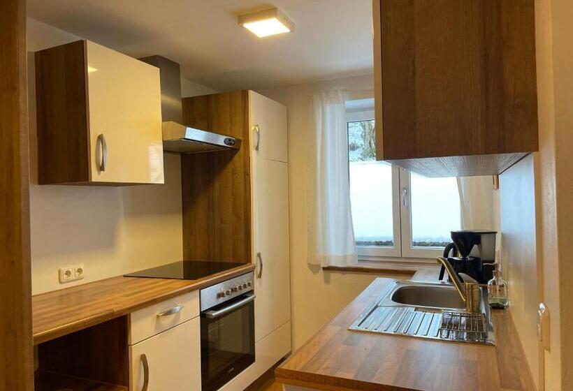 패밀리 룸, Pension 's Waldeck